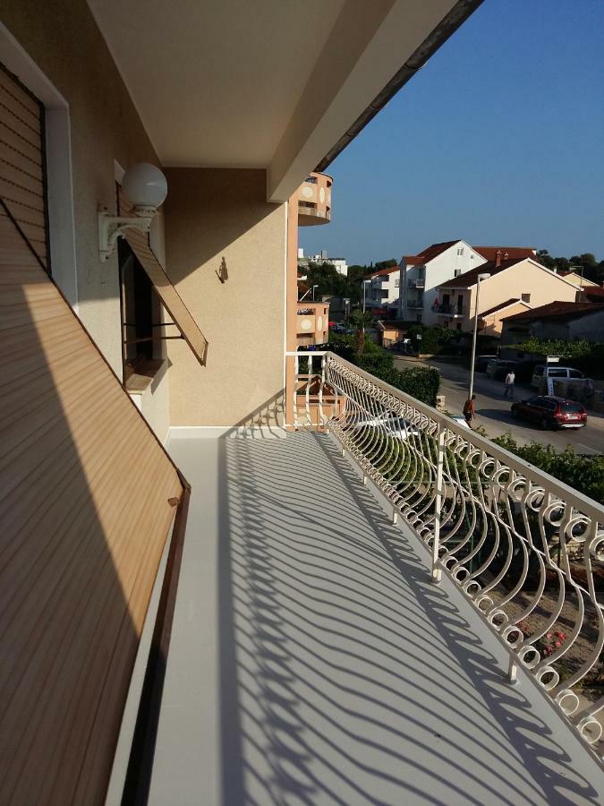 Villa Feodora Biograd Na Moru Extérieur photo