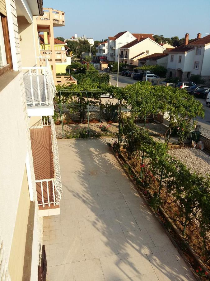 Villa Feodora Biograd Na Moru Extérieur photo